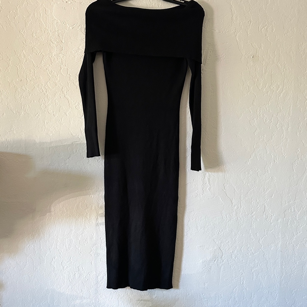 Intempo Black Off-Shoulder Ribbed Dress S, Midi Length, Long Sleeve, Bodycon